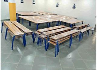 Mobilier scolaire complet à Vendre D