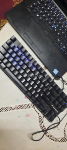 لوحة مفاتيح ميكانيكية للألعاب نوع ألوان RGB - 2