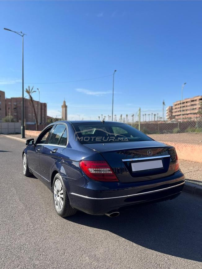 Mercedes-Benz 204 Diesel Automatique 2011