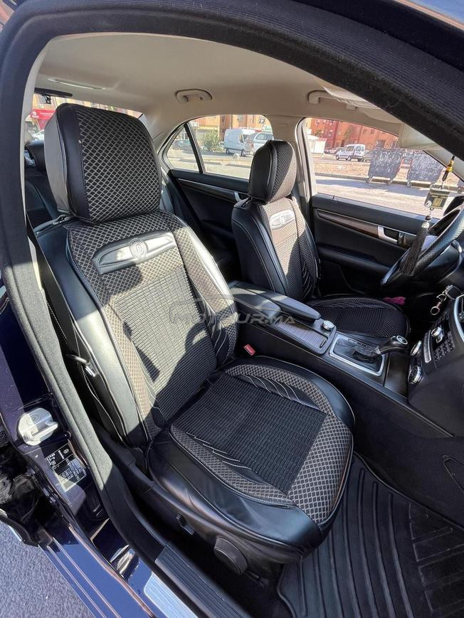 Mercedes-Benz 204 Diesel Automatique 2011