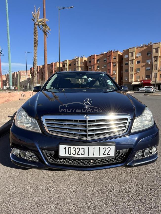 Mercedes-Benz 204 Diesel Automatique 2011