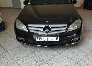 مرسيدس بنز 220 ديزل أوتوماتيكي 2009