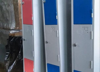 Armoire casier vestiaire 3 portes métallique