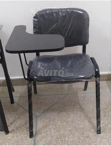 Chaise avec table écritoire de Oujda