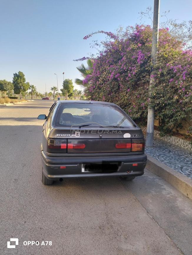 Renault 19 modèle 1995 diwana 2006