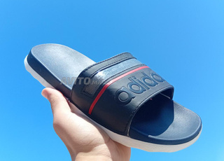 Sandales Adidas d'occasion 42