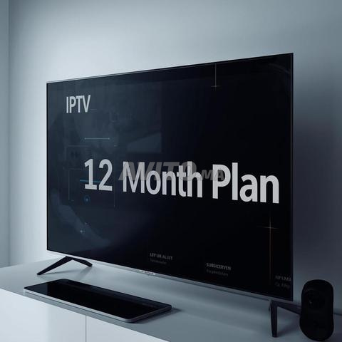 Accédez à des milliers de chaînes via IPTV 12 mois