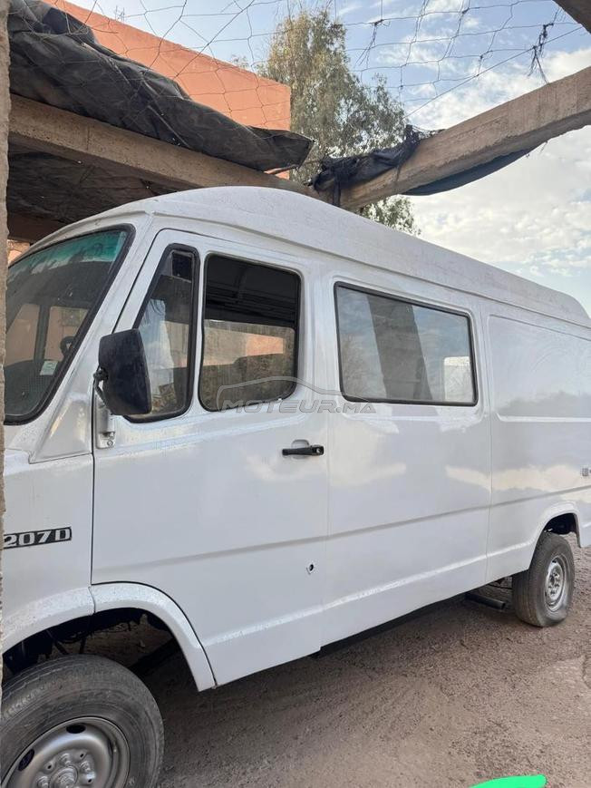 Mercedes-Benz 207 DDiesel Manuelle 1988 à Agadir