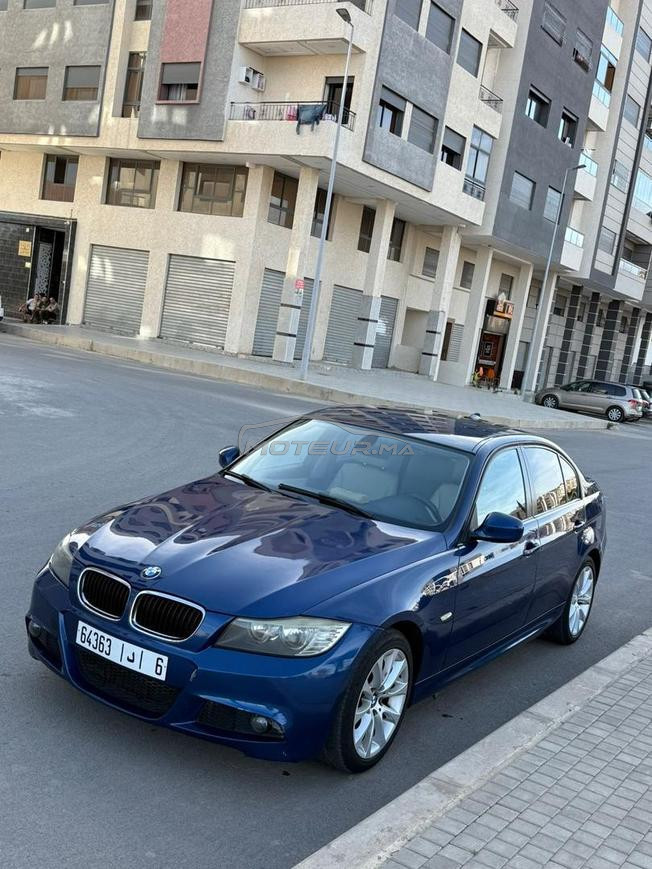 BMW Série 3 Essence Automatique 2011 à Kénitra