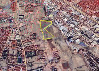 Terrain à vendre, zone immeuble et villa 5 hectares