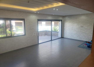 À-louer Triplex neuf à Harhoura résidence ferme