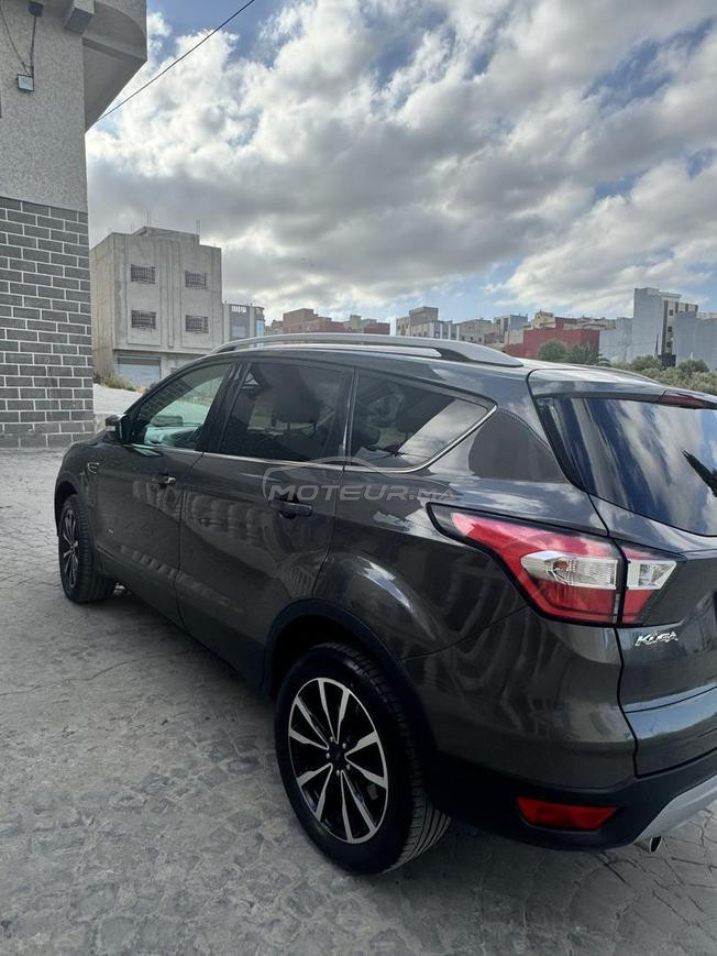 ford kuga titanium automatique