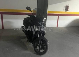 Yamaha Xmax 125 (iron max)