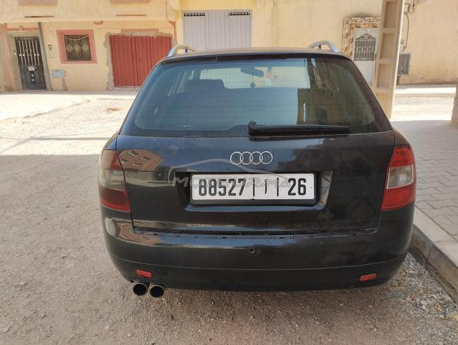 Audi A4 Diesel Manuelle 2003 à Outat El Haj