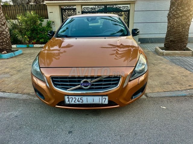 volvo S60 jdida reprise