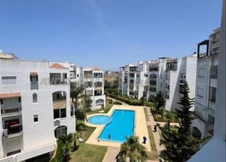 Appartement au troisième étage avec parking privé