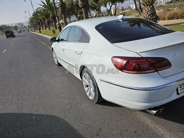 Volkswagen Passat Diesel Automatique 2016 à Agadir