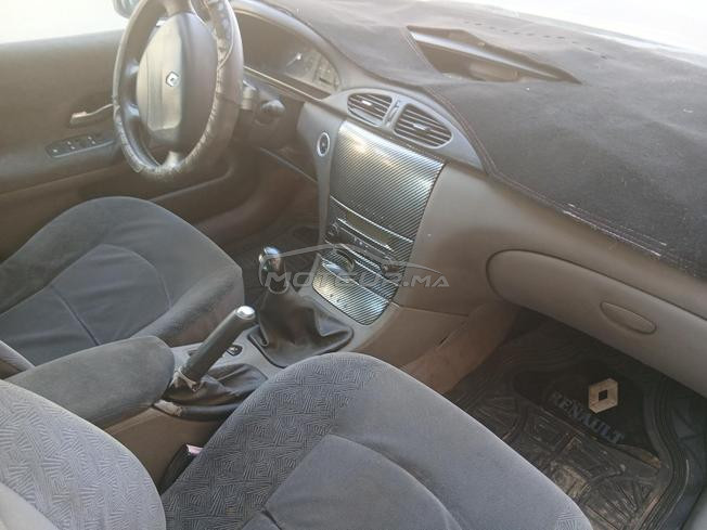Renault Laguna Essence Manuelle 2003 à Nador