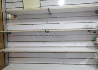 تجهيزات محل تجاري بلاك و إطاجيرات