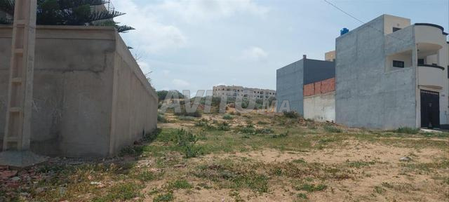 Terrains à vendre à Ras El Ma, près de la plage pour construire des villas