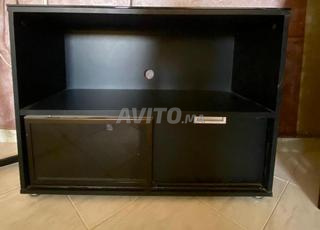 طاولة تلفاز