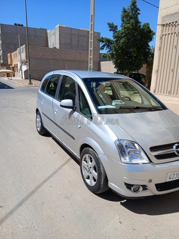 Opel Meriva Diesel Manuelle 2005 à Laâyoune