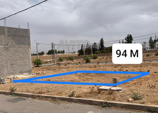 Terrain commercial de 94 mètres