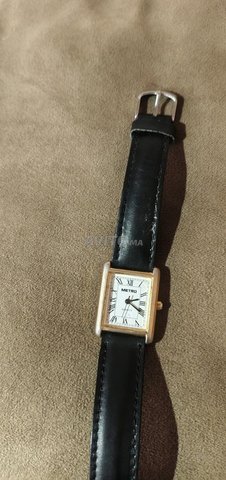 ساعة فاخرة للنساء من عام 1899