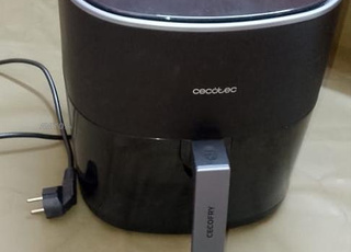 Friteuse à air en excellent état à vendre Air Freyr