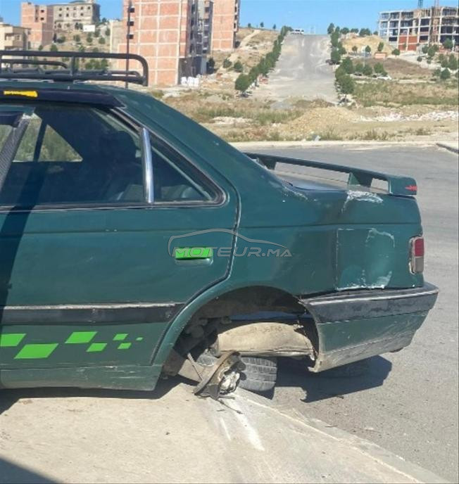 405 Peugeot accidente essence 