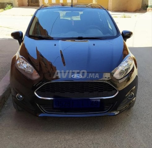 Ford Fiesta Essence Manuelle 2017 à Berkane