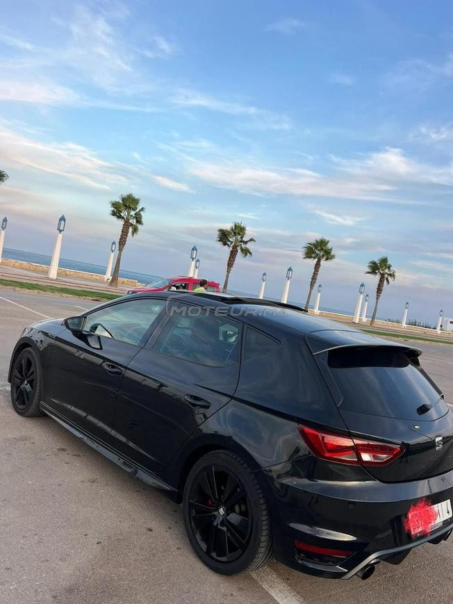 seat leon .