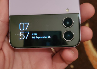 Samsung Galaxy Z Flip4