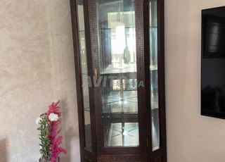 خزانة زجاجية خشبية