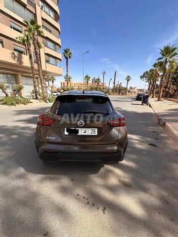 NISSAN JUKE TEKNA, 1ère main femme, automatique.