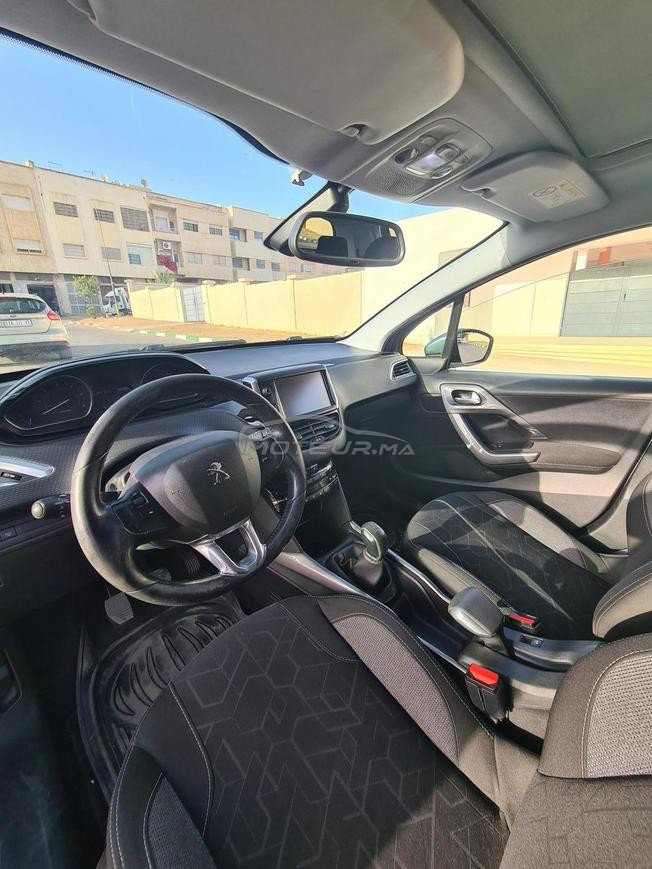 Peugeot 2008 très propre toute options
