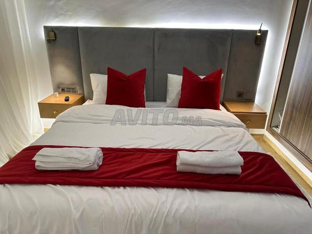 شقة هادئة بالقرب من زارا وماكدونالدز في جليز مع واي فاي