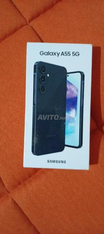 SAMSUNG A55 5 G NEUF BOITE ENCORE FERMER