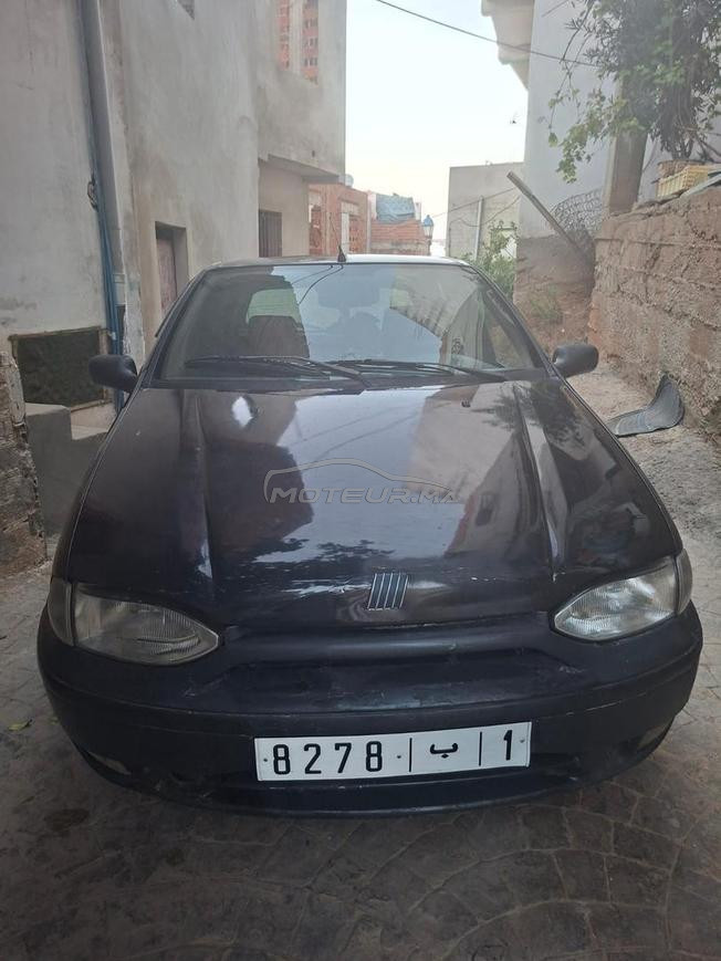 سياره للبيع في حالة جيدة 