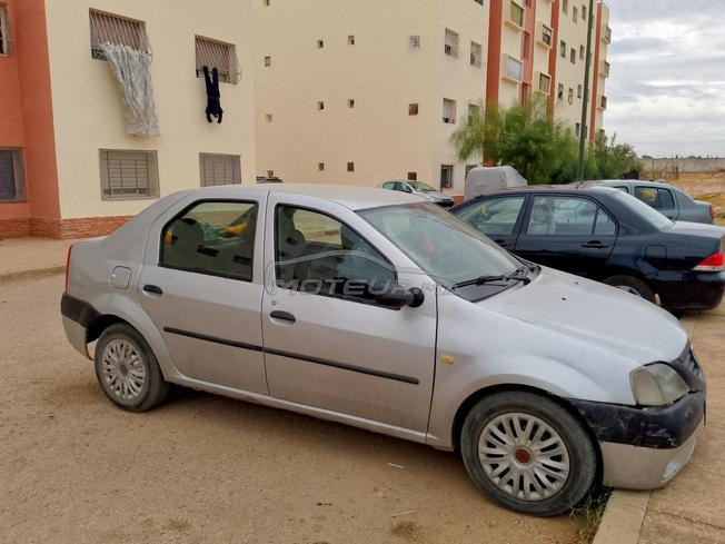 dacia Logan modèle 2006