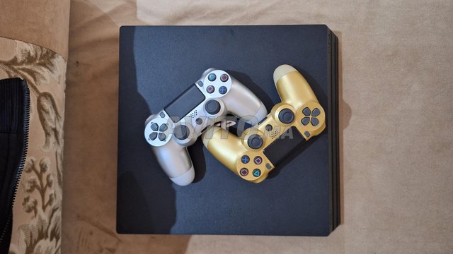 PS4 Pro 1 To