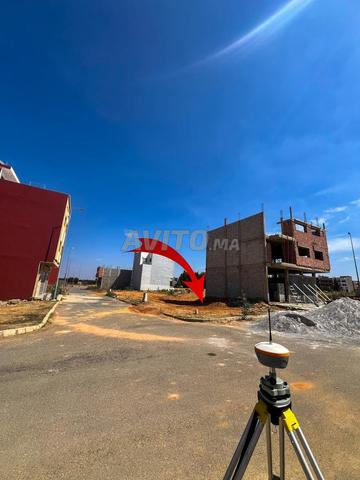 111 متر بقعة تجارية شوكة مع طابق سفلي سيدي علال البحراوي