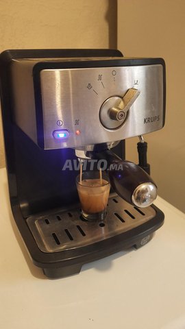 آلة قهوة إسبريسو