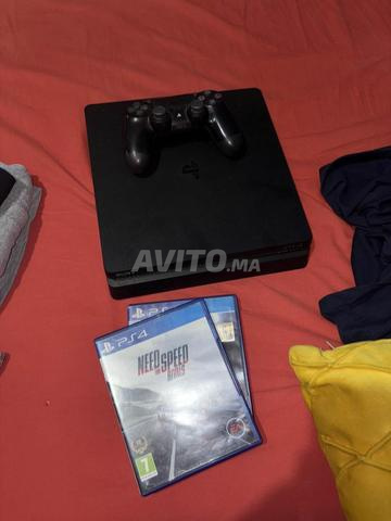 Ps4 Slim 1 To avec manette et 2CD