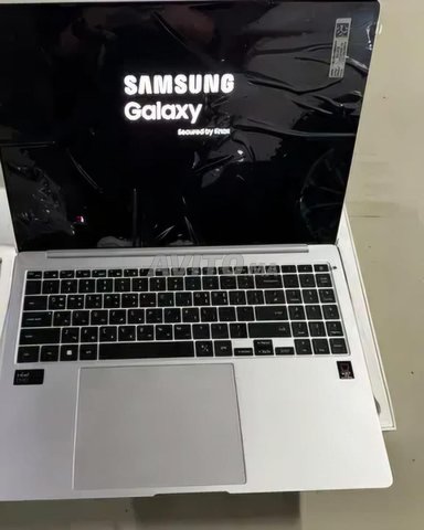 Samsung Galaxy Book 4 Pro Ultra 7
