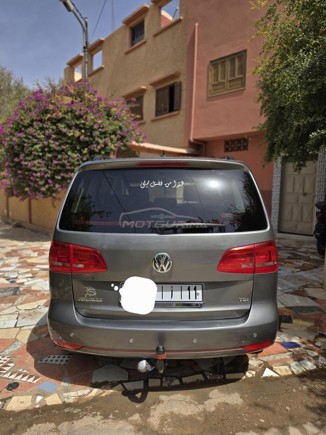volkswagen touran 2012 ded 12/2015