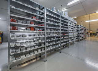 rayonnage léger galvanisé et gondole