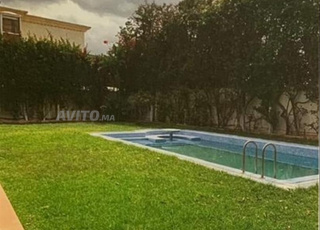 Villa avec piscine à Californie (calme)