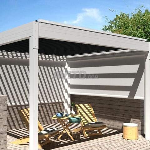 Pergola bioclimatique autoportée en aluminium - 2
