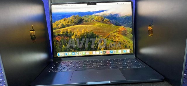 ماك بوك إير M2 15 بوصة 16 جيجابايت 512 جيجابايت SSD